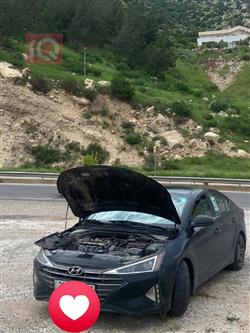 هیوندای ئەلەنترا